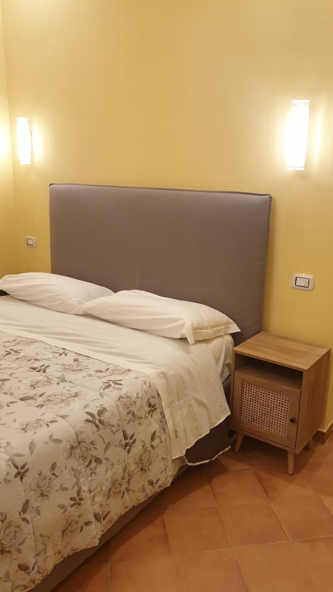 Dimora Del Campo Charming House Bed and Breakfast Salerno Camera foto
